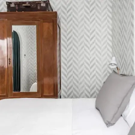 Apartman Paris Romance Apartment